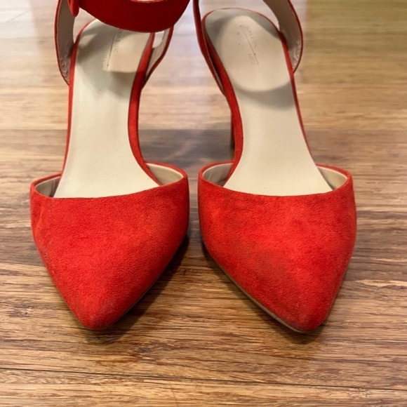Zara red pointy toe sandals with wide ankle strap and stiletto heels. Size 6.5 - Picture 11 of 15